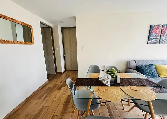Cozy 2 Bedrooms 18 Min Away From The Airport *